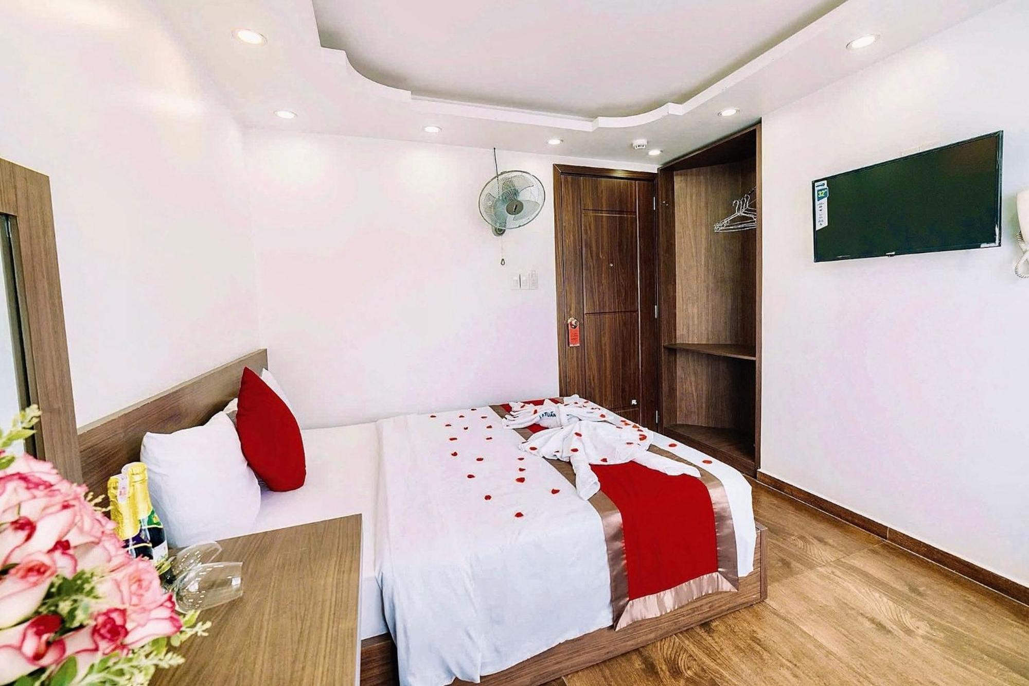 Le Tuan Minh Hotel Da Lat Buitenkant foto